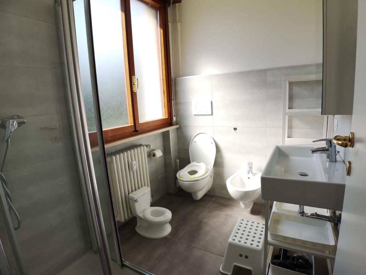 Convenient Family Apt With Private Parking Mestre Exterior photo
