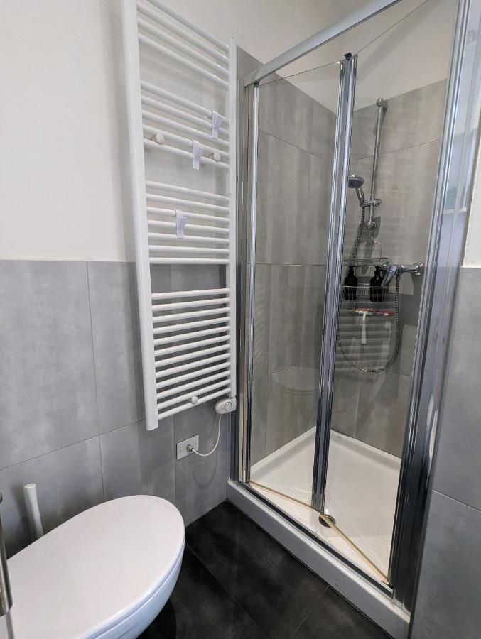 Convenient Family Apt With Private Parking Mestre Exterior photo